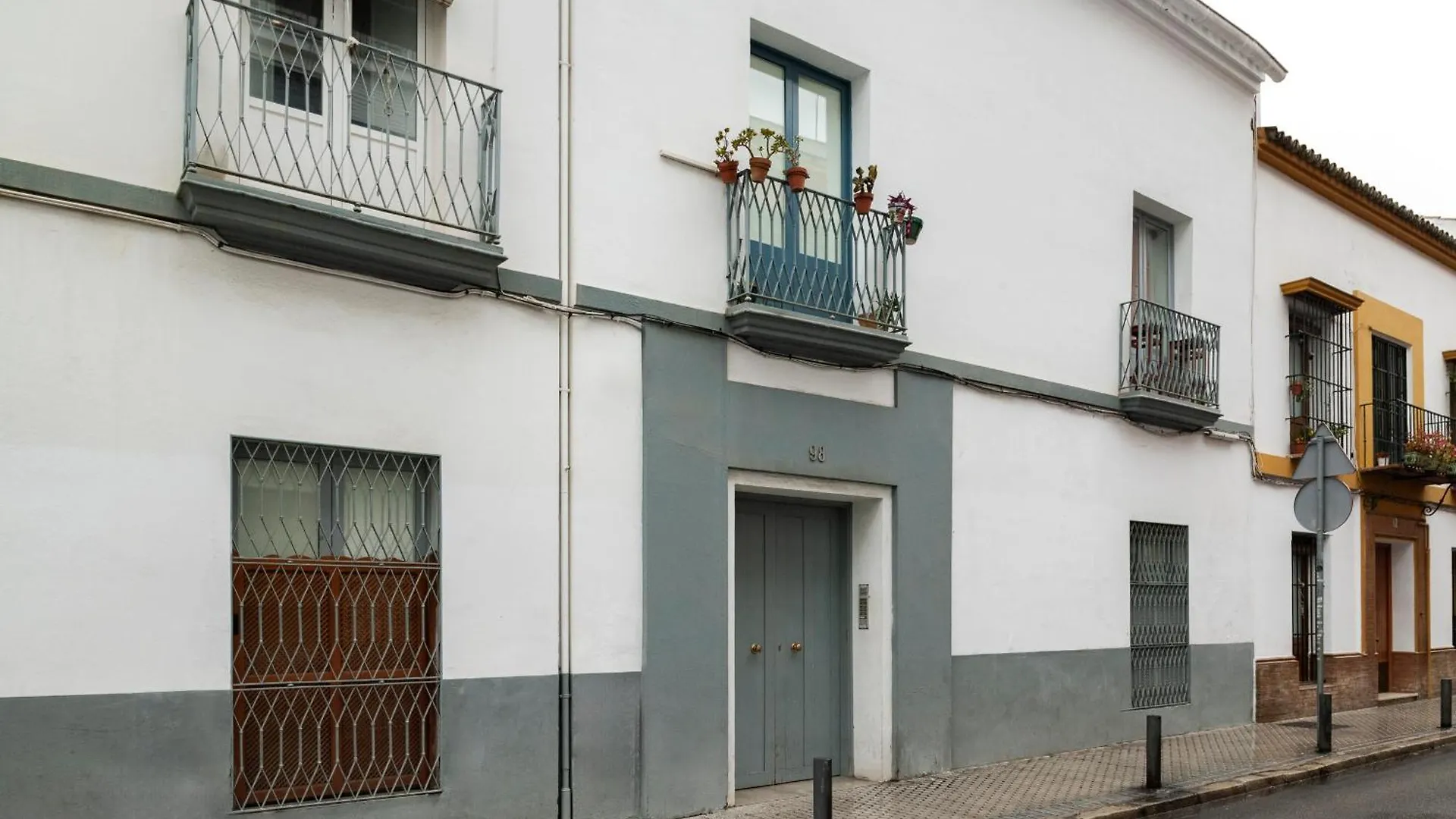 Alohamundi Pasion Apartment Seville