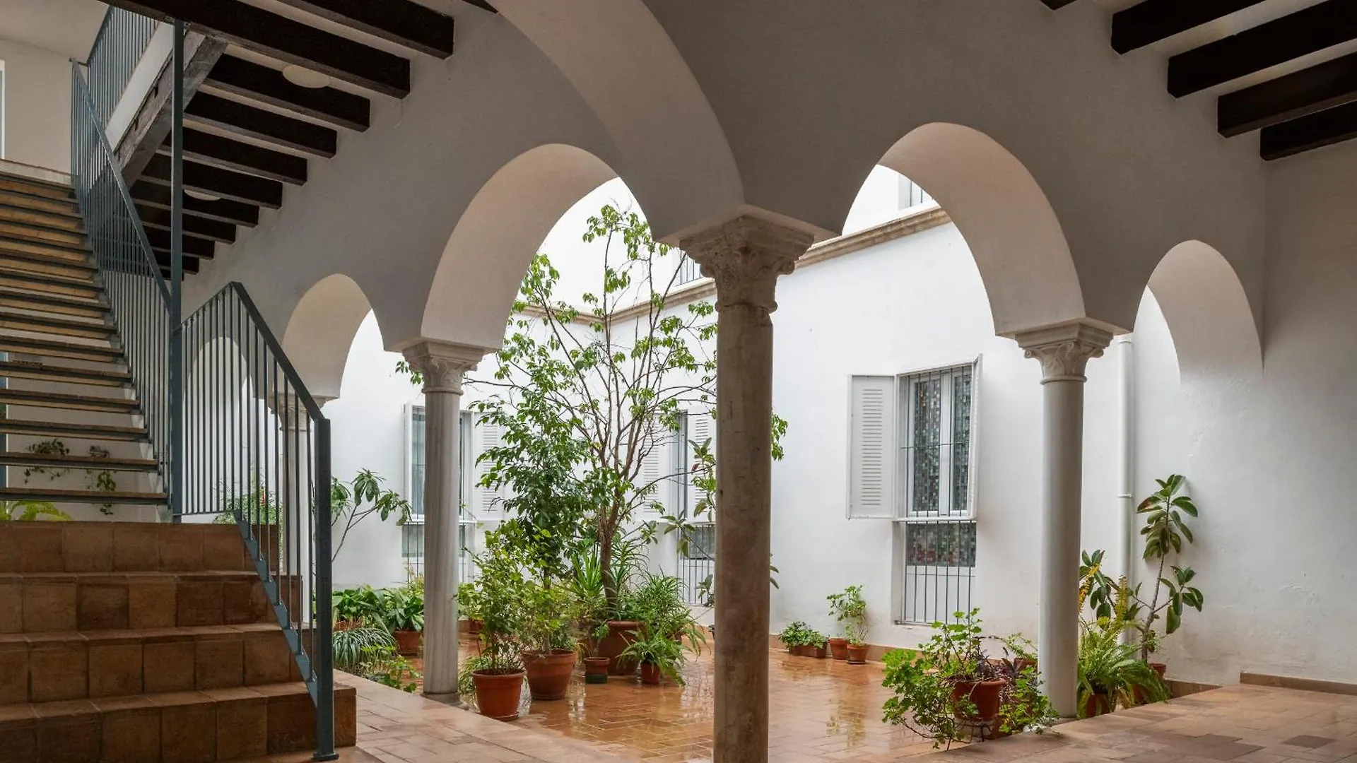 Alohamundi Pasion Apartment Seville
